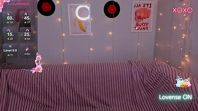 MilliStrii online show from December 15, 2025, 2:05 am