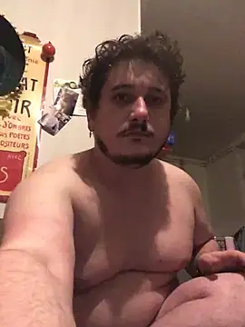 Snapshot of Daminou28 chatting on December 11, 2024, 1:47 am Daminou28 online show from December 11, 2024, 1:47 am