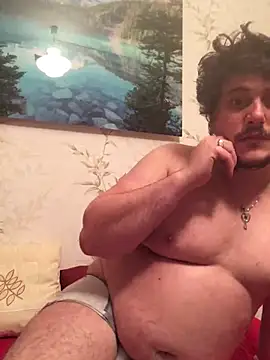 Snapshot of Daminou28 chatting on January 11, 2025, 1:37 am Daminou28 online show from January 11, 2025, 1:37 am