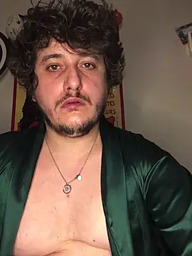 Snapshot of Daminou28 chatting on February 13, 2025, 8:55 pm Daminou28 online show from February 13, 2025, 8:55 pm