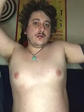 Snapshot of Daminou28 chatting on February 21, 2025, 1:33 am Daminou28 online show from February 21, 2025, 1:33 am