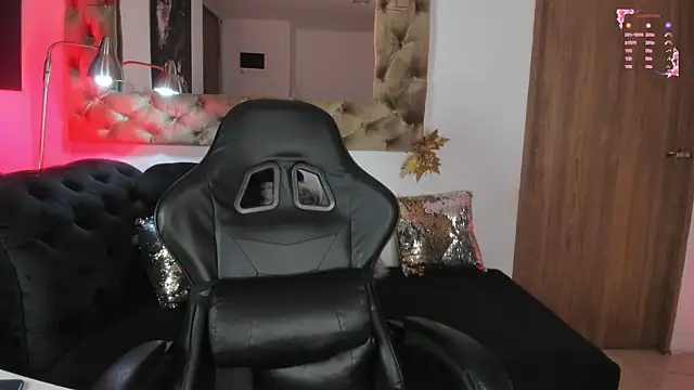 AmelyaMann online show from February 7, 2026, 9:07 pm