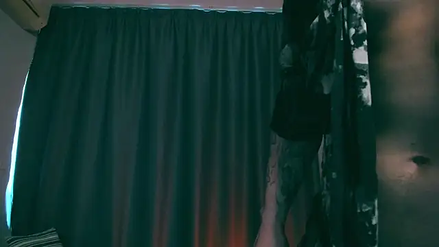 Samuel Andrew online show from February 3, 2025, 1:41 am