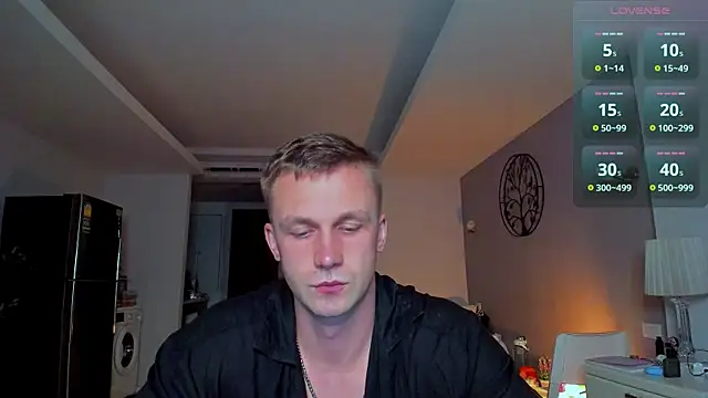 Snapshot of Samuel_Andrew chatting on May 16, 2026, 8:00 am Samuel Andrew online show from May 16, 2026, 8:00 am