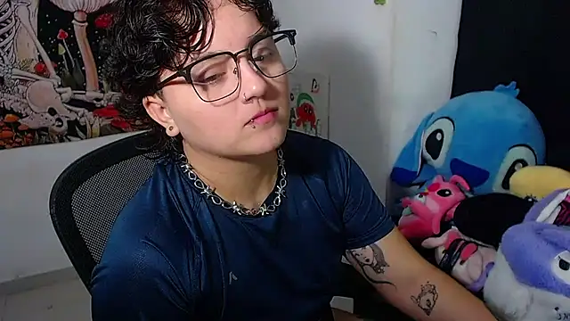 Snapshot of isabeautyx19 chatting on July 15, 2026, 2:28 am isabeautyx19 online show from July 15, 2026, 2:28 am