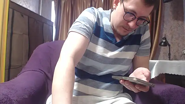 Snapshot of nicenike47 chatting on April 15, 2026, 6:53 am nicenike47 online show from April 15, 2026, 6:53 am