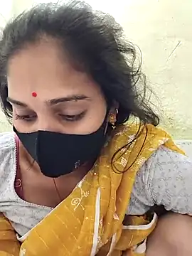 Hi Radhika online show from February 25, 2025, 1:09 am