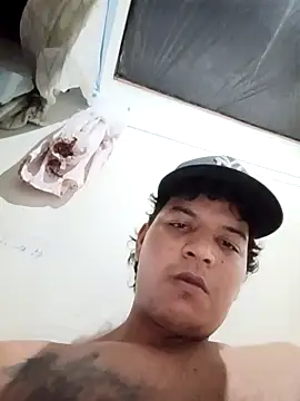 yoryisexi online show from October 6, 2025, 11:24 pm