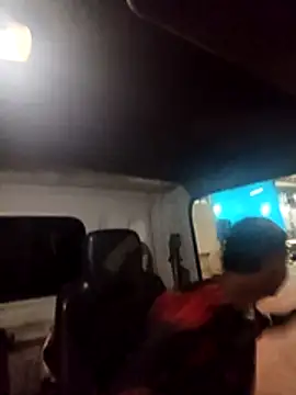 yoryisexi online show from March 4, 2026, 7:58 am