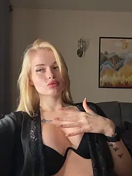 Vladamais online show from November 5, 2025, 3:56 pm