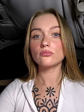 Goldloeckchen159 online show from November 30, 2025, 4:44 pm