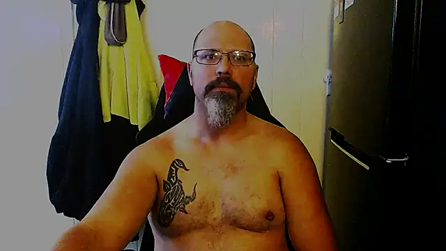 Snapshot of KrazyLegz chatting on December 1, 2024, 6:30 pm KrazyLegz online show from December 1, 2024, 6:30 pm
