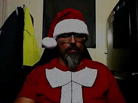 Snapshot of KrazyLegz chatting on December 19, 2024, 12:24 am KrazyLegz online show from December 19, 2024, 12:24 am