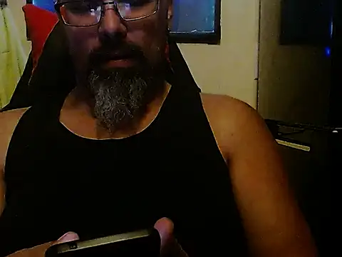 Snapshot of KrazyLegz chatting on January 4, 2025, 8:05 pm KrazyLegz online show from January 4, 2025, 8:05 pm