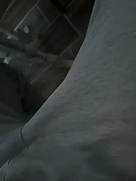 Snapshot of Angarasex chatting on April 15, 2026, 4:36 pm Angarasex online show from April 15, 2026, 4:36 pm