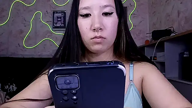 Snapshot of Japabaixinha chatting on April 28, 2026, 1:37 am Japabaixinha online show from April 28, 2026, 1:37 am