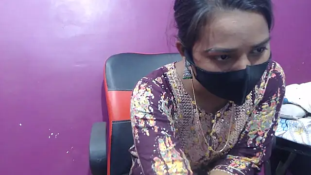 wildbabes online show from December 2, 2024, 3:14 pm