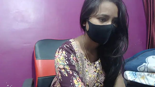 wildbabes online show from December 3, 2024, 12:38 pm