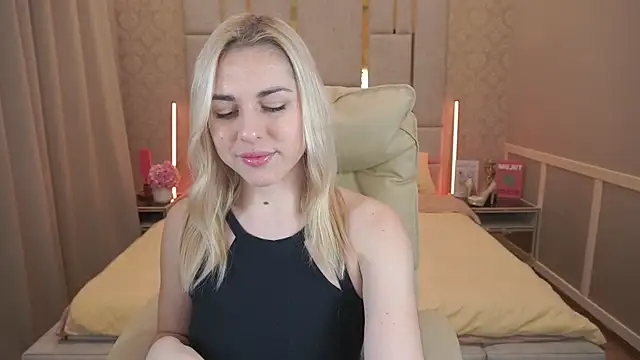 ArishkaLulu online show from January 21, 2025, 6:43 am