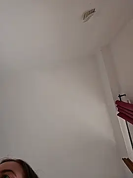 Snapshot of licoricepizza chatting on September 8, 2025, 3:11 pm licoricepizza online show from September 8, 2025, 3:11 pm