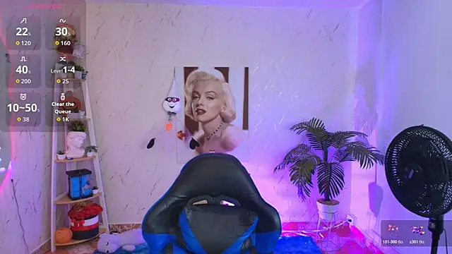 SALOOMEE   online show from November 16, 2025, 1:39 pm