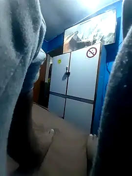 charraa1 online show from December 1, 2024, 5:57 pm