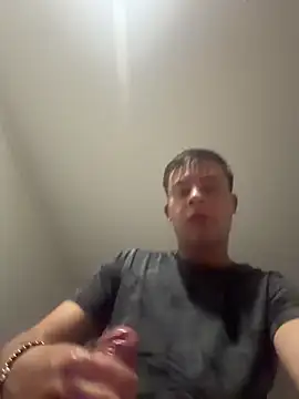 Nicolds14 online show from March 26, 2026, 1:01 am