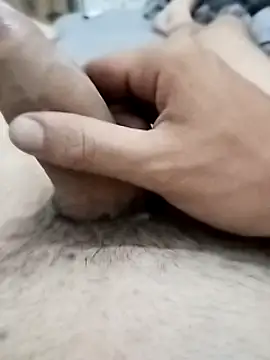 quierodarleche69 online show from December 15, 2024, 7:13 am