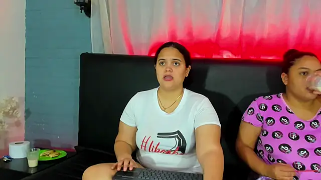 brunnette hot online show from March 3, 2025, 11:33 am