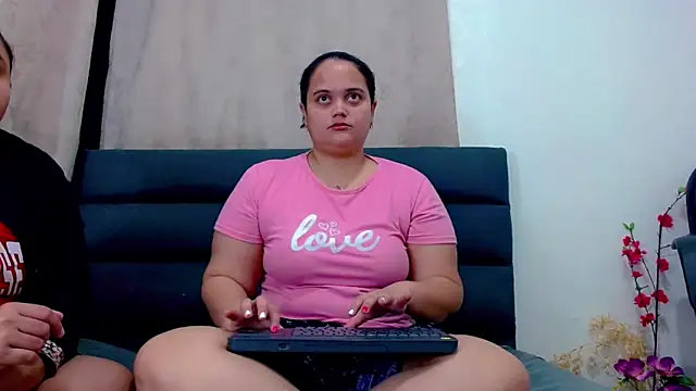 brunnette hot online show from February 12, 2026, 10:54 am