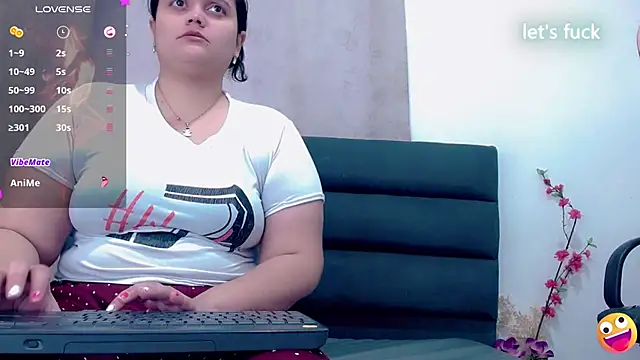 brunnette hot online show from February 20, 2026, 11:11 am