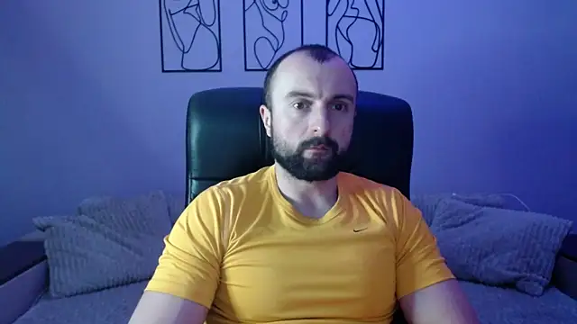 brindlefly6969 online show from February 20, 2026, 11:54 am