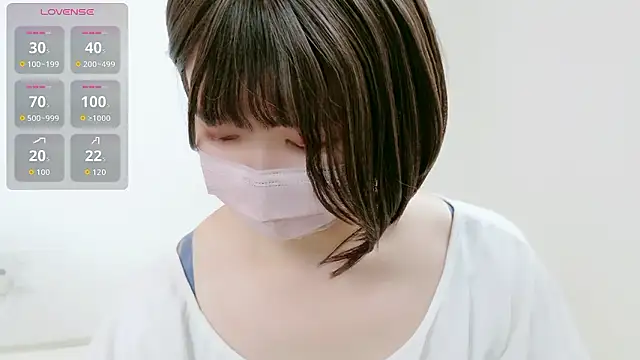 Snapshot of momoka_chan_jp chatting on June 22, 2026, 5:37 am momoka chan jp online show from June 22, 2026, 5:37 am