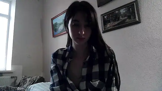 Snapshot of ElizaSwon chatting on April 14, 2026, 3:51 pm ElizaSwon online show from April 14, 2026, 3:51 pm