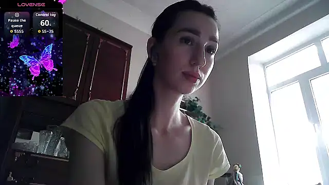 Snapshot of ElizaSwon chatting on July 11, 2026, 3:37 pm ElizaSwon online show from July 11, 2026, 3:37 pm