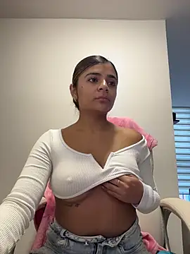 pamell col online show from February 17, 2026, 10:38 pm