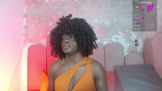 Snapshot of puca_ebony chatting on June 12, 2026, 4:50 pm puca ebony online show from June 12, 2026, 4:50 pm