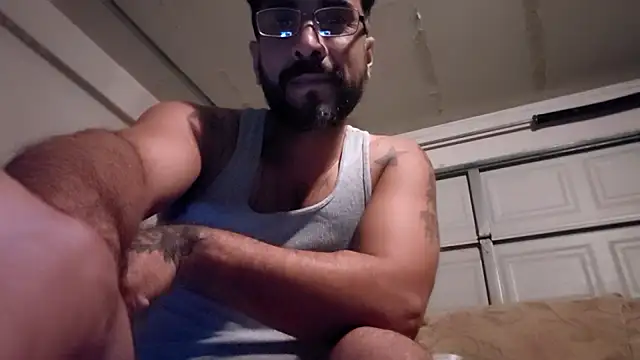 Snapshot of Forbidden_daddy chatting on May 29, 2026, 9:18 am Forbidden daddy online show from May 29, 2026, 9:18 am