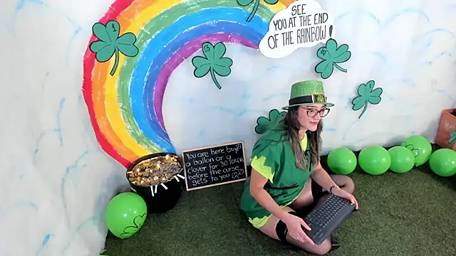 Jessica Herrera  online show from March 17, 2025, 9:45 pm