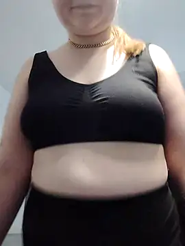 Kiarassecrets online show from March 30, 2026, 5:47 pm