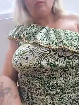 lady charlyne online show from January 18, 2025, 6:21 pm