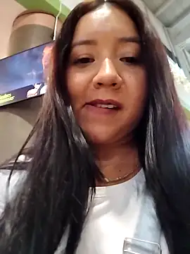 alexa pariss online show from February 28, 2026, 8:21 pm