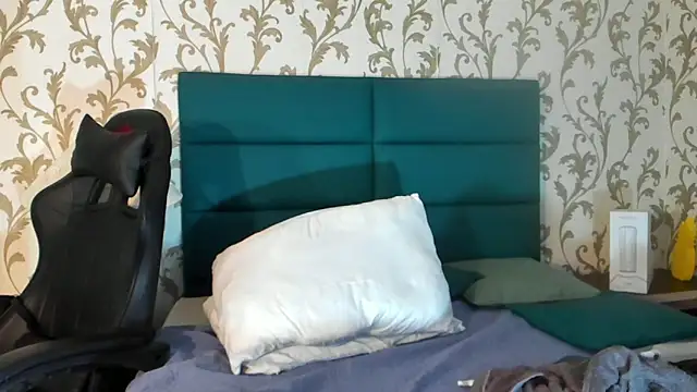 Snapshot of Michael_magno chatting on December 2, 2024, 11:18 pm Michael magno online show from December 2, 2024, 11:18 pm