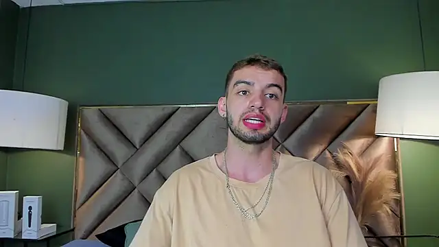Snapshot of Michael_magno chatting on September 9, 2025, 8:19 pm Michael magno online show from September 9, 2025, 8:19 pm
