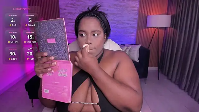 Snapshot of Rebeka_spencer chatting on February 4, 2026, 11:05 am Rebeka spencer online show from February 4, 2026, 11:05 am