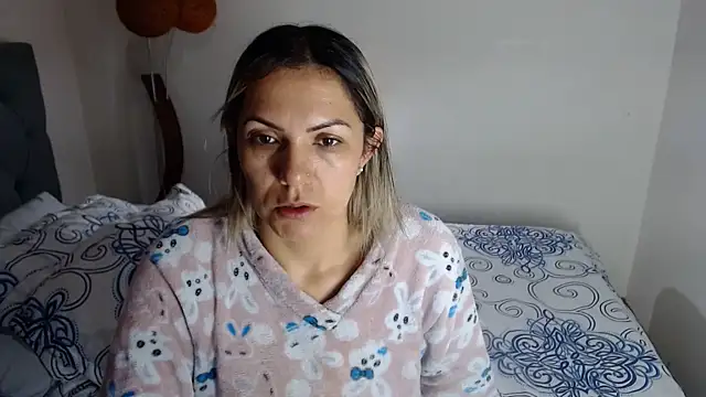 Snapshot of Chantal_hott chatting on June 9, 2026, 10:27 am Chantal hott online show from June 9, 2026, 10:27 am