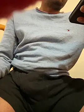 rhuh3991 online show from December 3, 2024, 8:39 pm