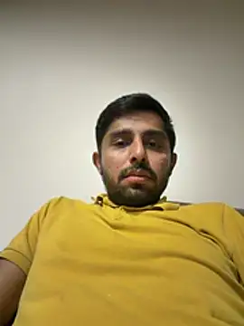 Snapshot of rhuh3991 chatting on April 18, 2026, 10:54 pm rhuh3991 online show from April 18, 2026, 10:54 pm