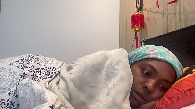 ChocolateCakeQueen online show from March 15, 2025, 10:00 pm