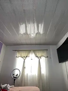 hannahb-e online show from March 5, 2026, 2:46 pm